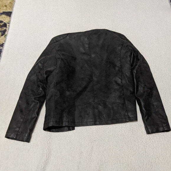 Guess jacket with some crumbling in neck area - Picture 6 of 10